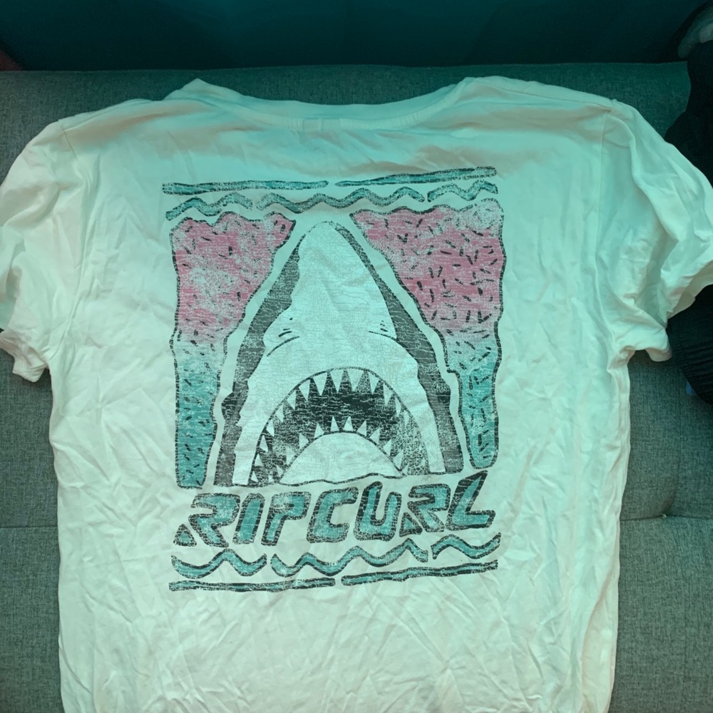 rip curl shark tee